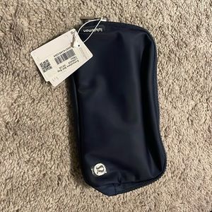 Lululemon navy belt bag